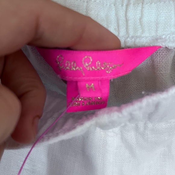 White short - Picture 3 of 4